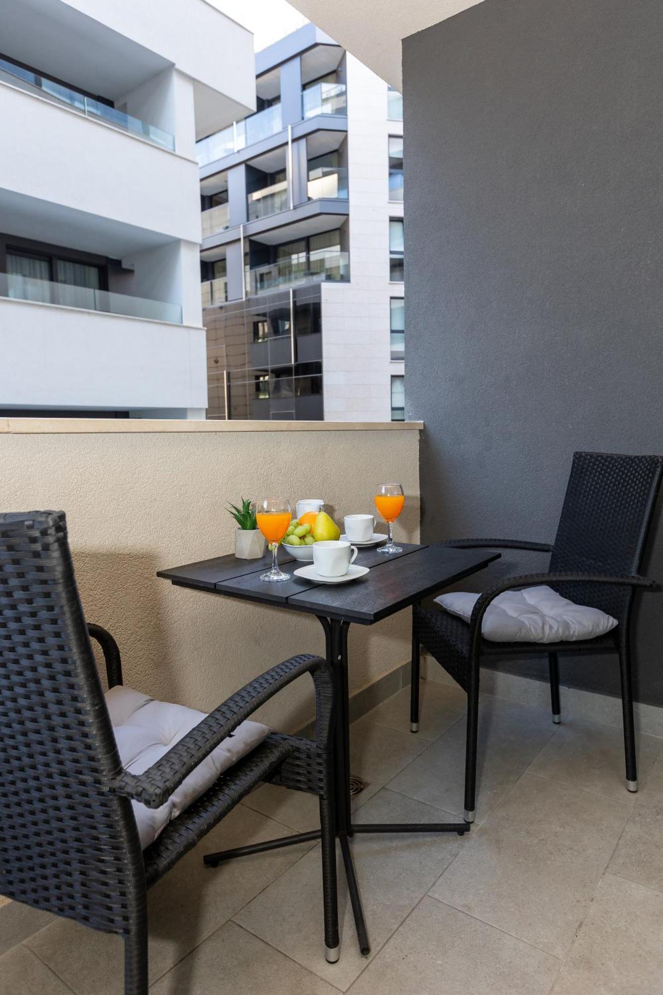 Apartment Ro-Ma City Center Дубровник Екстериор снимка