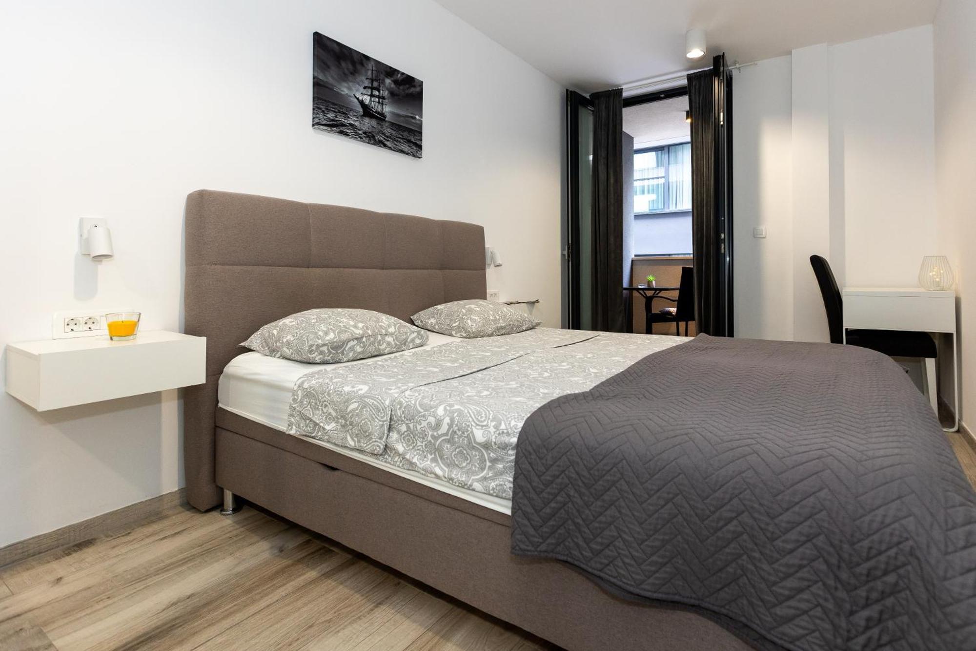 Apartment Ro-Ma City Center Дубровник Екстериор снимка